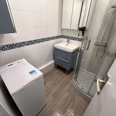 2 Pieces Climatise Avec Parking, Terrasse - Port Camargue - Fr-1-731-110 Apartman