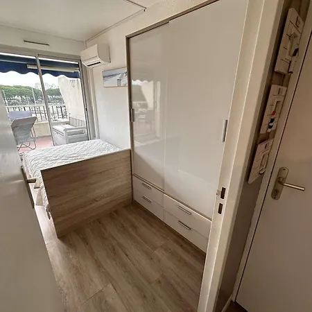 Apartman 2 Pieces Climatise Avec Parking, Terrasse - Port Camargue - Fr-1-731-110